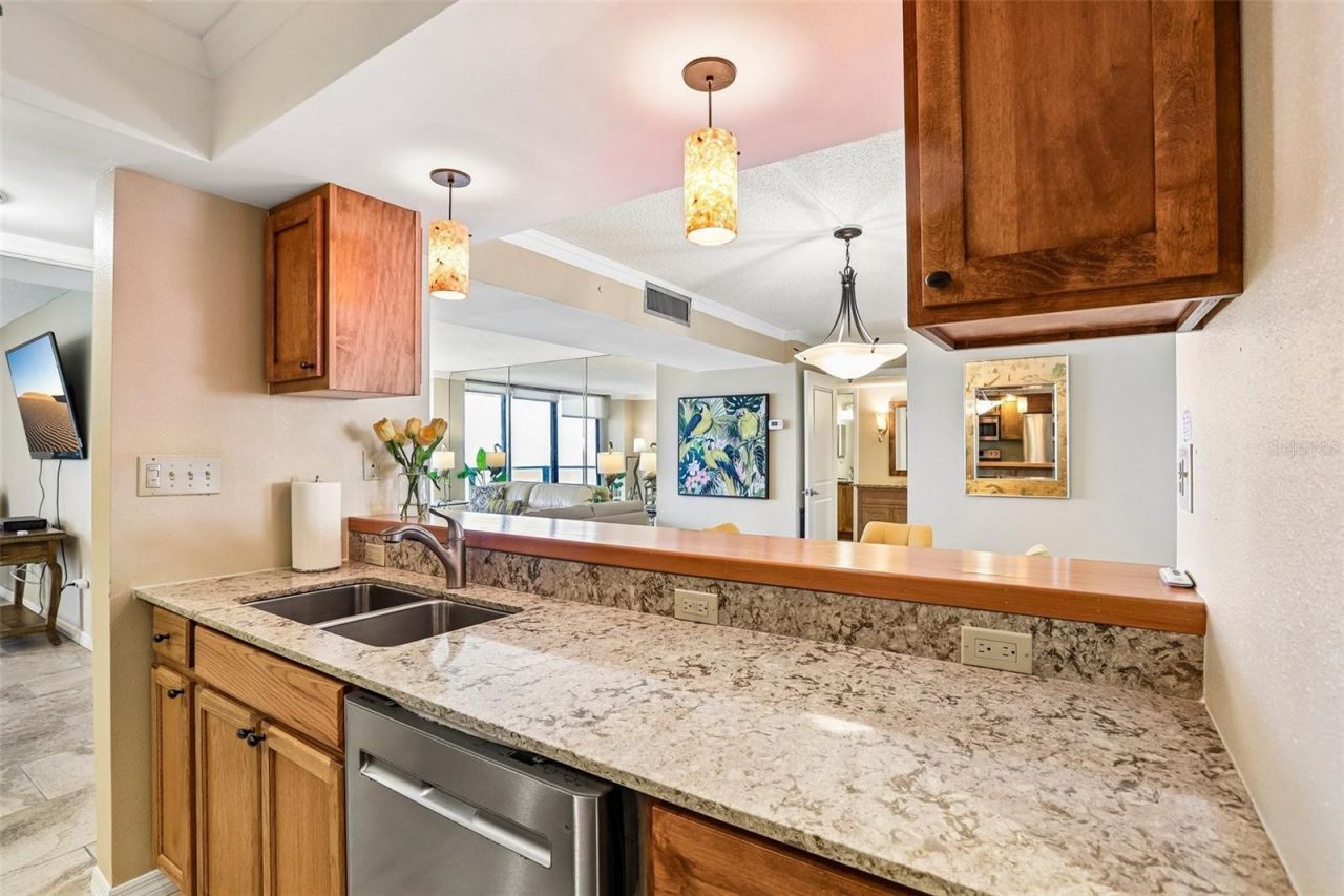 450 S Gulfview Boulevard, Unit 703, Clearwater, FL 33767 Photo