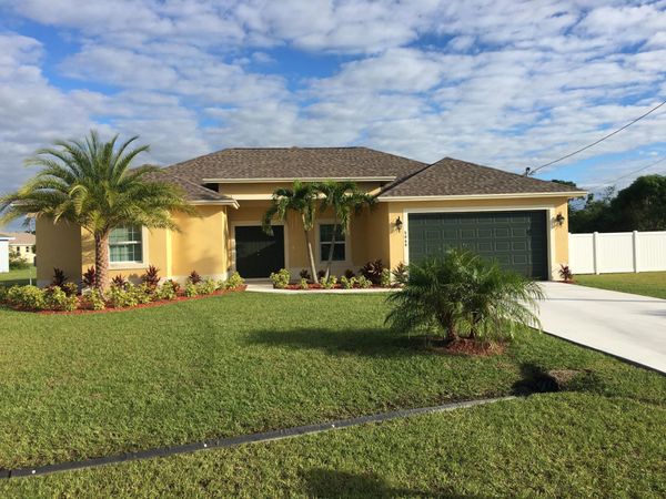 5866 NW Mesa Circle, Port St. Lucie, FL 34986