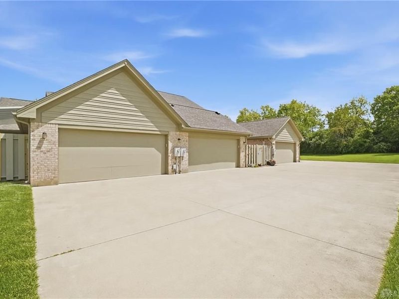 1340 Donson Circle, Kettering, OH 45429 Photo 33