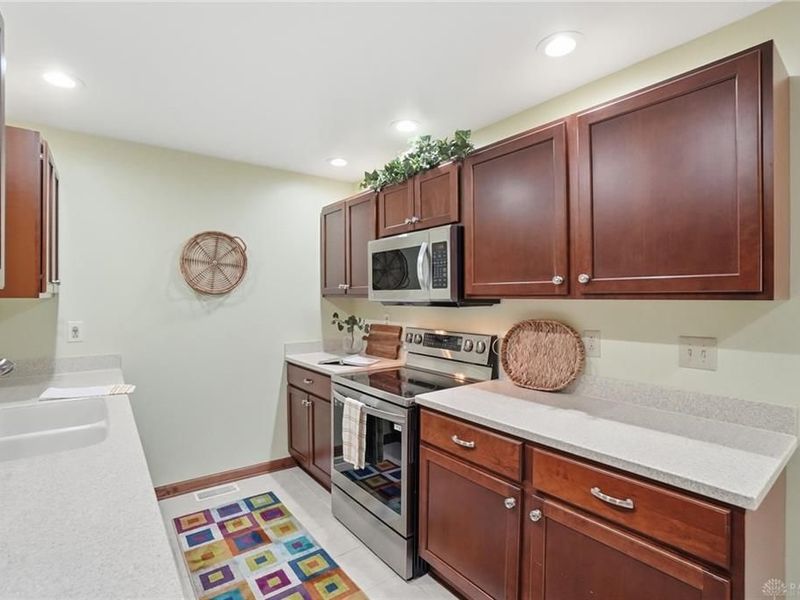 1340 Donson Circle, Kettering, OH 45429 Photo 5