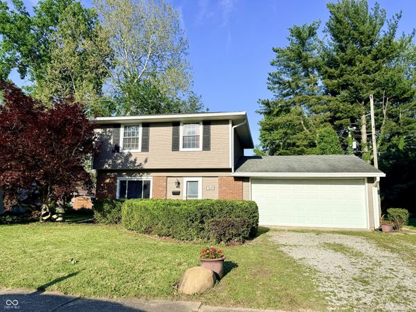 1512 Woodside Drive , Crawfordsville, IN 47933