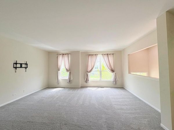 3407 Bradbury Circle , Aurora, IL 60504