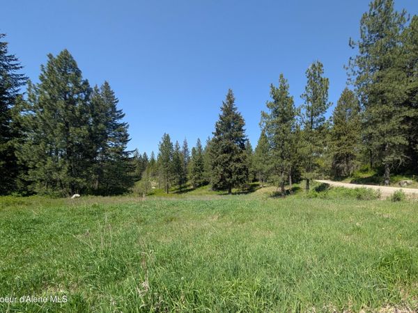 83 Catan LN , Bonners Ferry, ID 83805