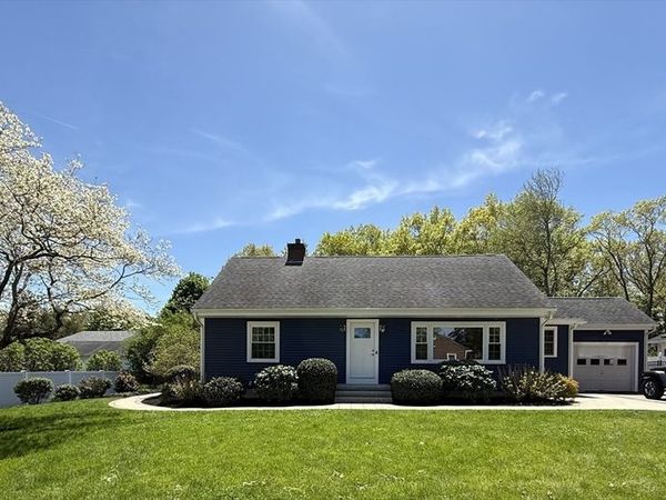64 Princeton Ave, Andover, MA 01810