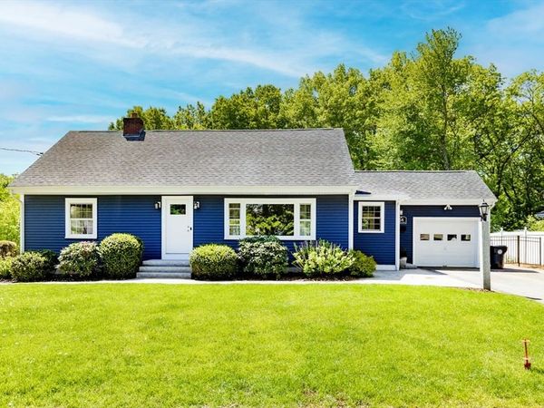 64 Princeton Ave, Andover, MA 01810
