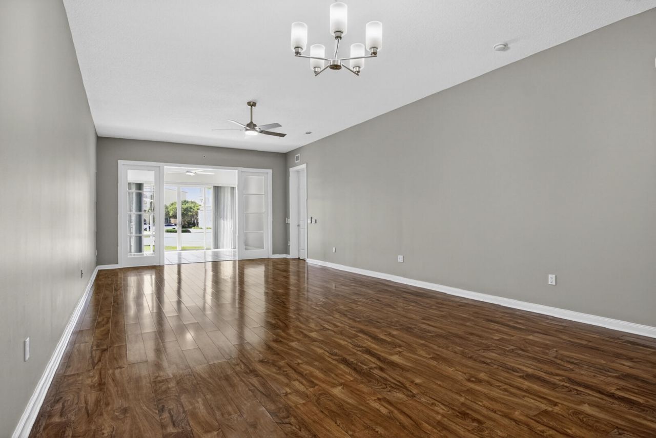 37 E Harbour Isle Dr Drive E, Unit 106, Fort Pierce, FL 34949 Photo
