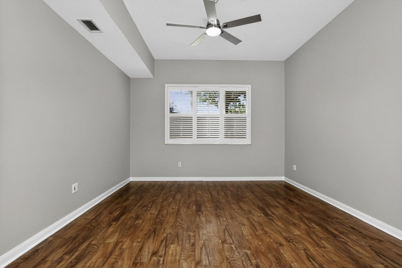 37 E Harbour Isle Dr Drive E, Unit 106, Fort Pierce, FL 34949 Photo