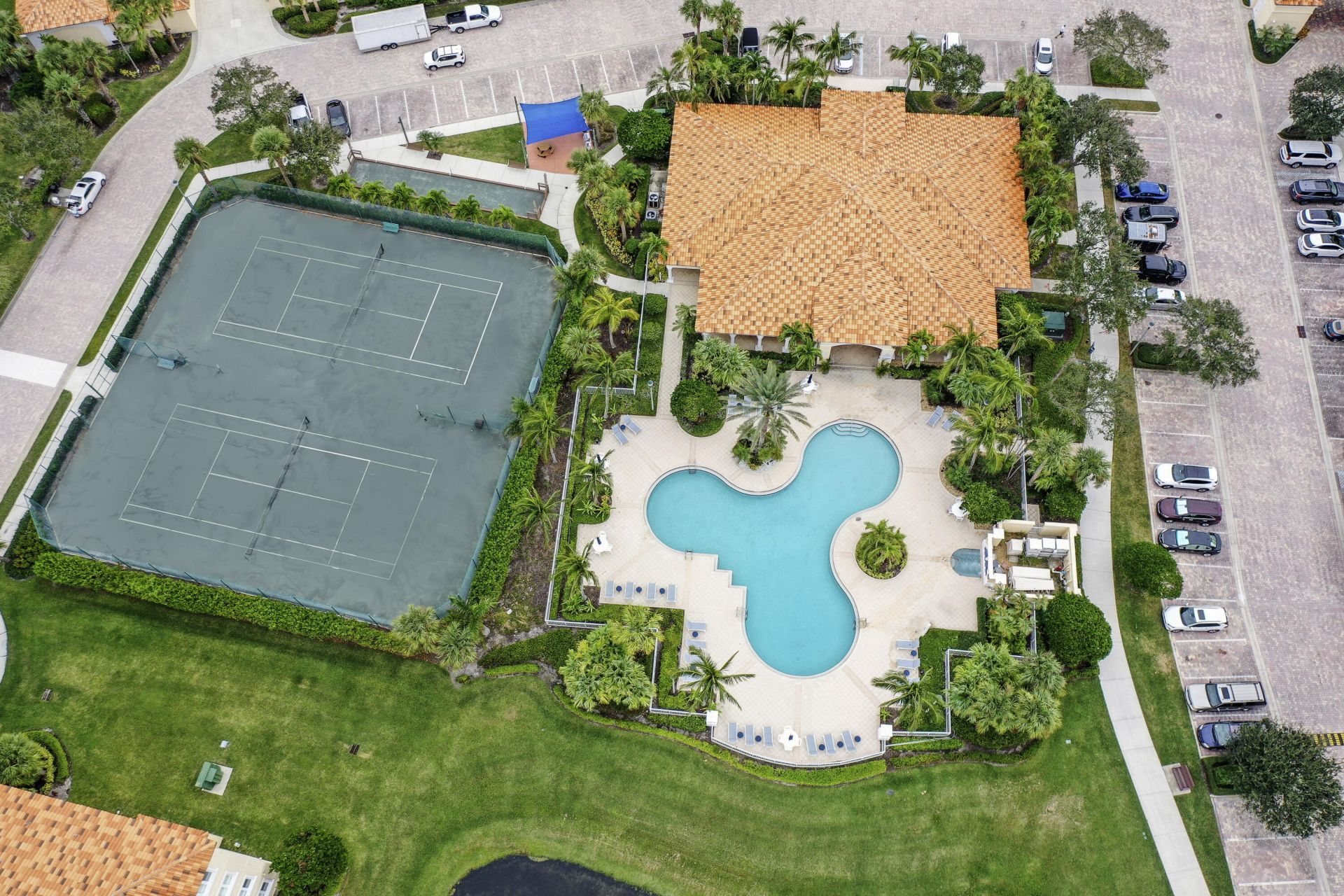 37 E Harbour Isle Dr Drive E, Unit 106, Fort Pierce, FL 34949 Photo