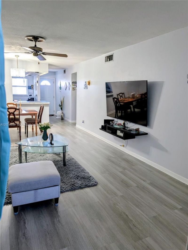 130 NE 26th Ave , Unit 4010, Boynton Beach, FL 33435 Photo