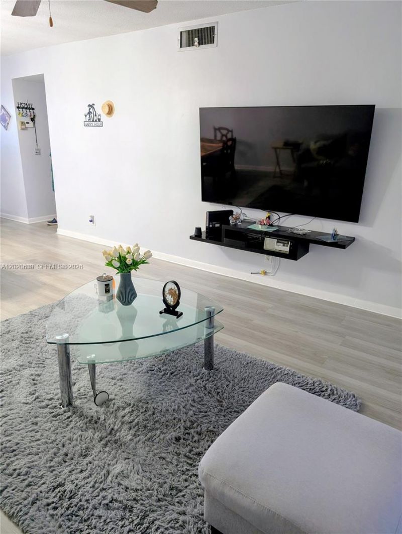 130 NE 26th Ave , Unit 4010, Boynton Beach, FL 33435 Photo