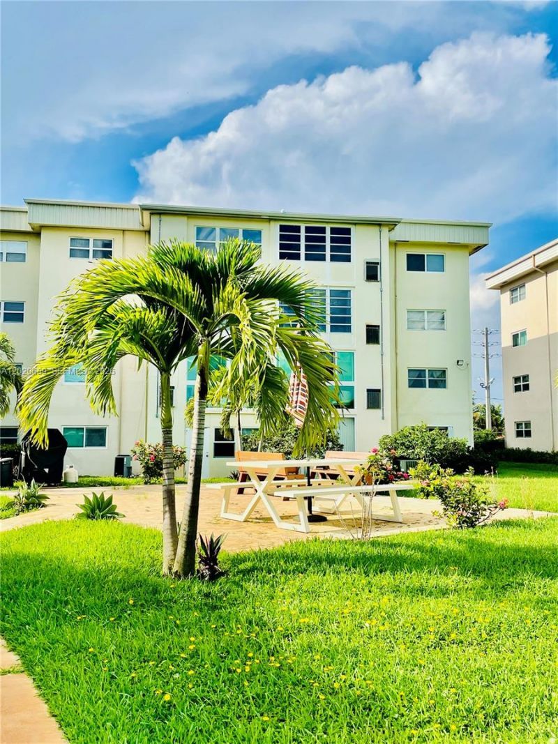 130 NE 26th Ave , Unit 4010, Boynton Beach, FL 33435 Photo