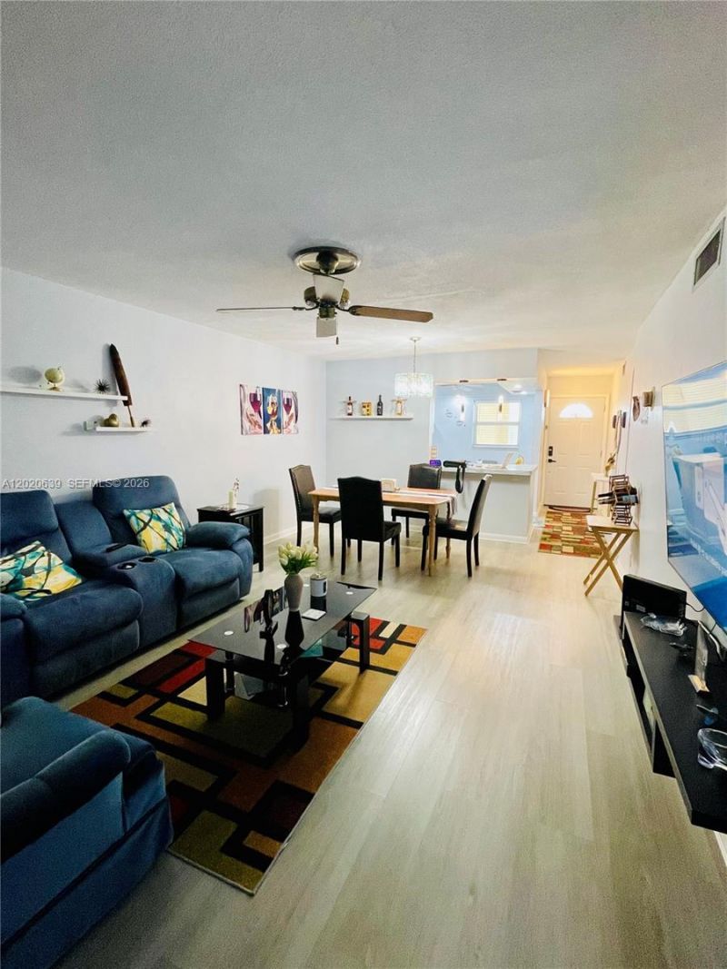 130 NE 26th Ave , Unit 4010, Boynton Beach, FL 33435 Photo