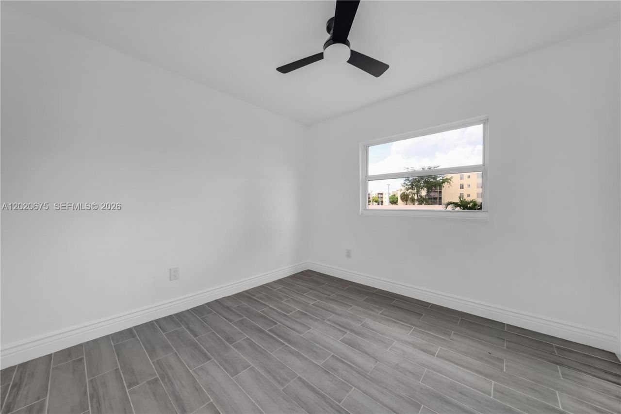 2440 NW 31st Ave, Fort Lauderdale, FL 33311 Photo