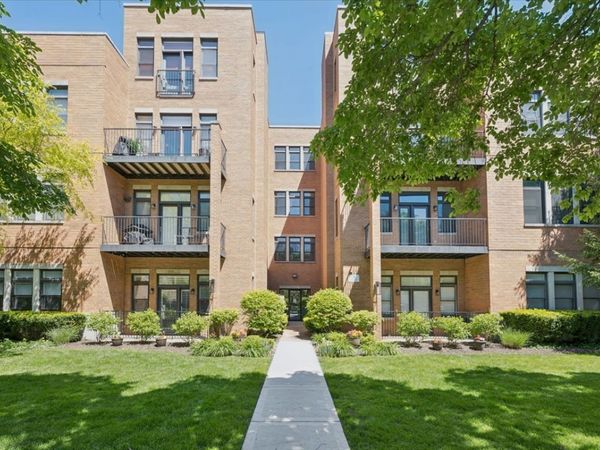819 Foster Street , Unit 1S, Evanston, IL 60201