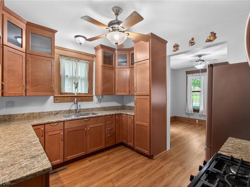 2443 3rd Street , Cuyahoga Falls, OH 44221 Photo 10