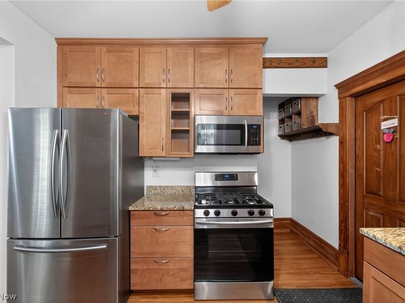 2443 3rd Street , Cuyahoga Falls, OH 44221 Photo 11