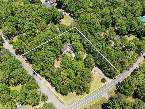 16 Two Run Crossing NW, Cartersville, GA 30120