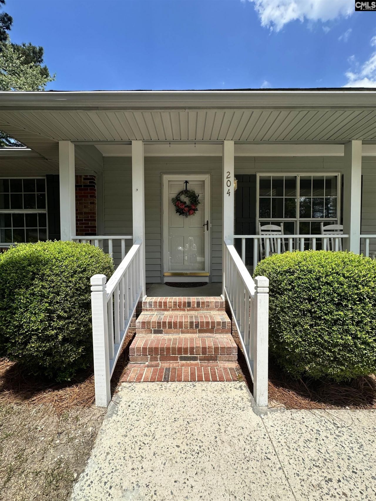 204 Haleywood Lane  Photo 4