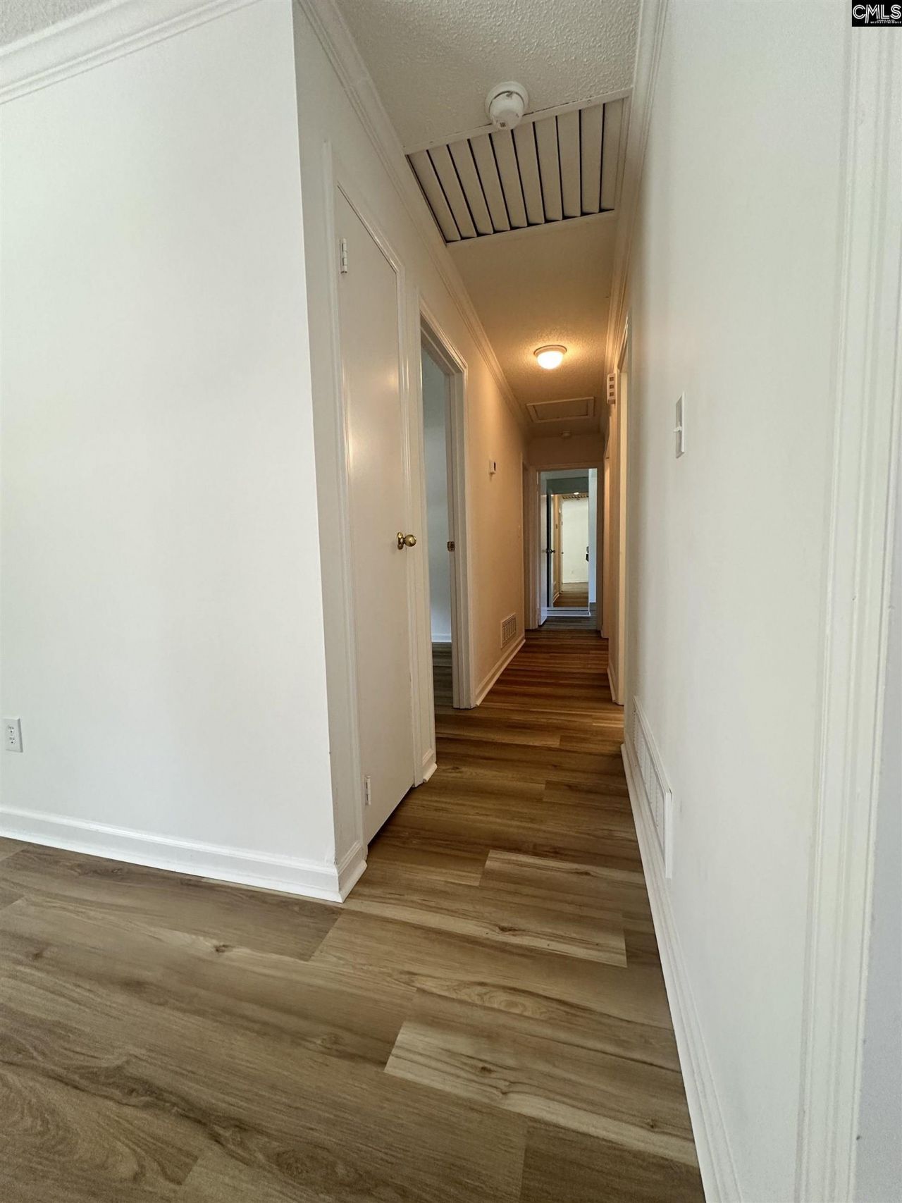204 Haleywood Lane  Photo 8
