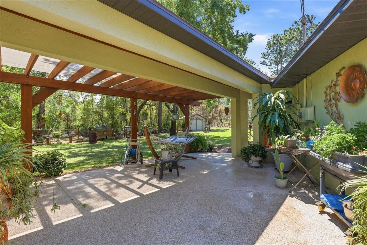 9032 Birmingham Avenue, Weeki Wachee, FL 34613 Photo