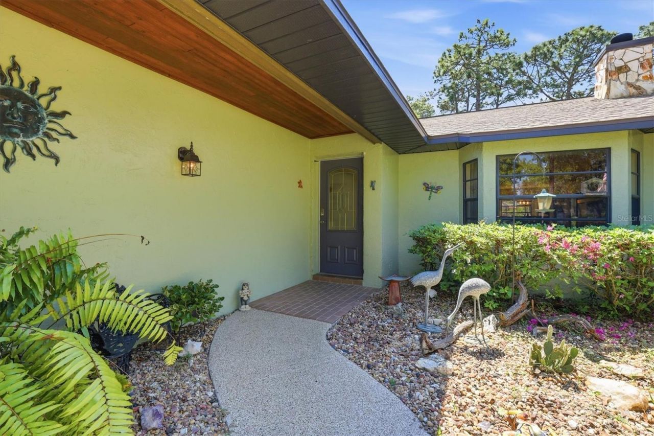 9032 Birmingham Avenue, Weeki Wachee, FL 34613 Photo