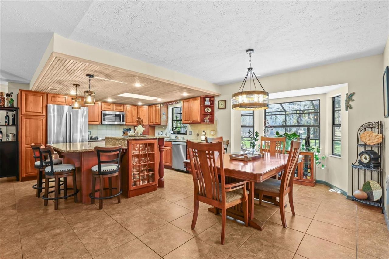 9032 Birmingham Avenue, Weeki Wachee, FL 34613 Photo