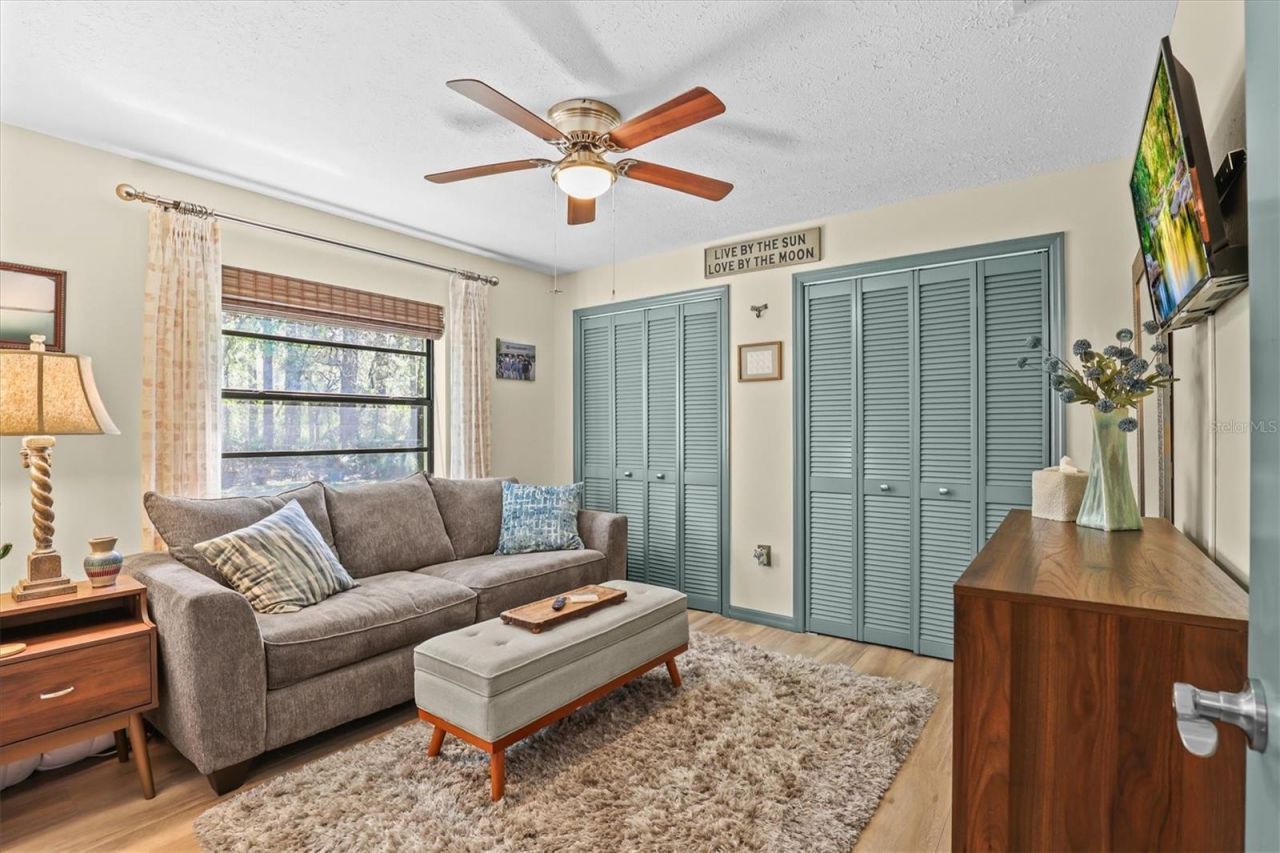 9032 Birmingham Avenue, Weeki Wachee, FL 34613 Photo