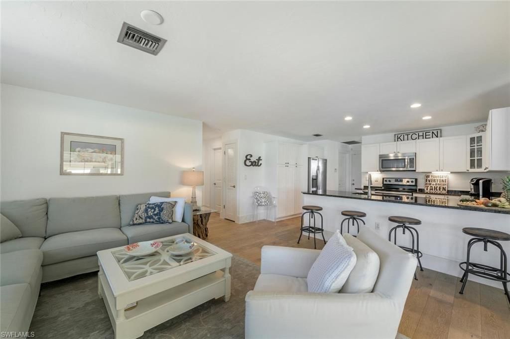 239 Torrey Pines Pt , Naples, FL 34113 Photo