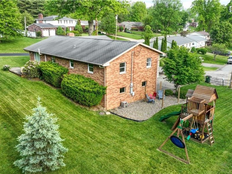 116 Carroll Drive, Saint Clairsville, OH 43950 Photo 5