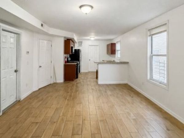 81 Summer Ave, Unit 2, Newark, NJ 07104