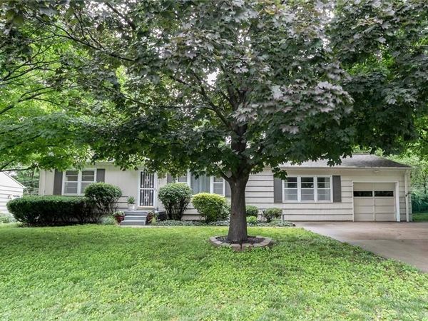 8930 Hardy Street, Overland Park, KS 66212