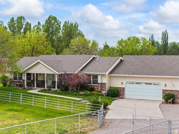130 S 300 E, Annabella, UT 84711