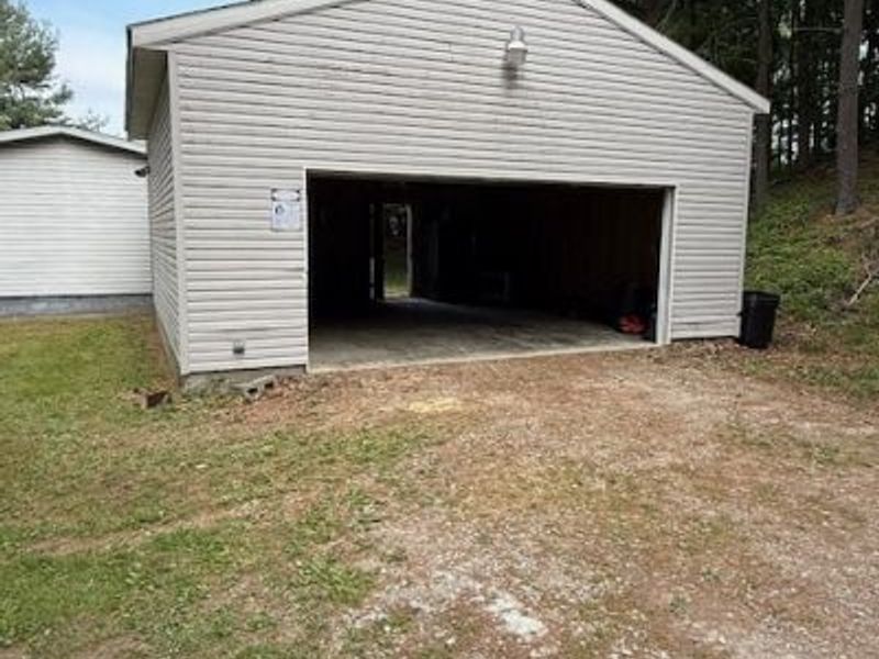 200 Case Street , Newcomerstown, OH 43832 Photo 4