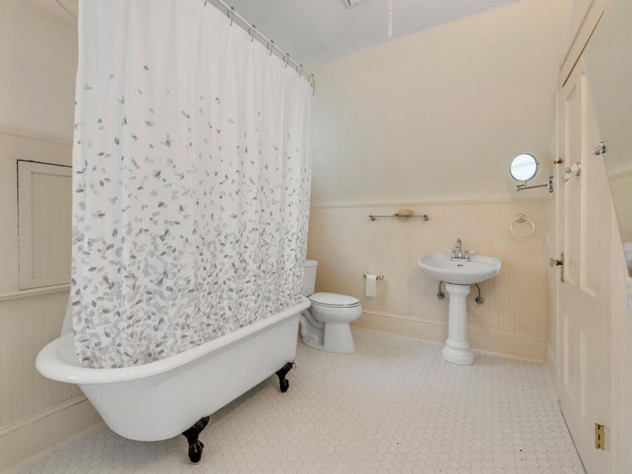 Property Image 44