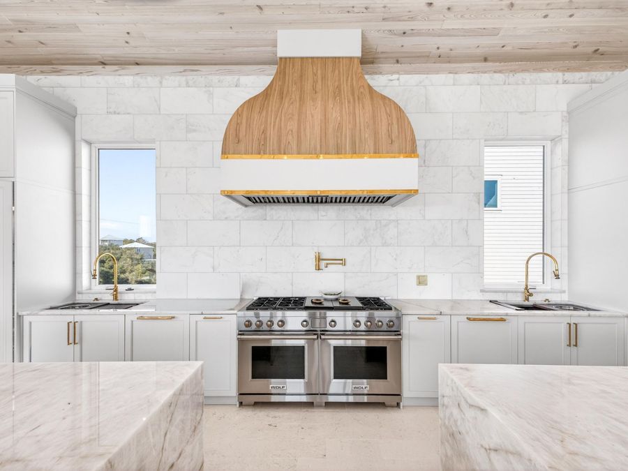 Property Image 100