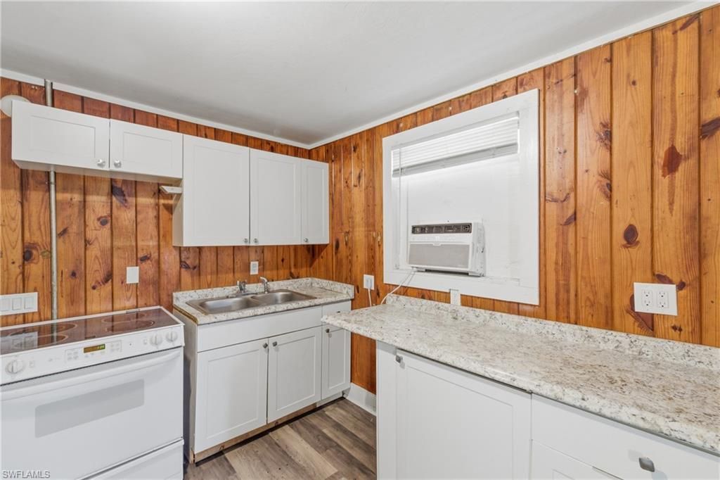 3318 Thomas St , Fort Myers, FL 33916 Photo