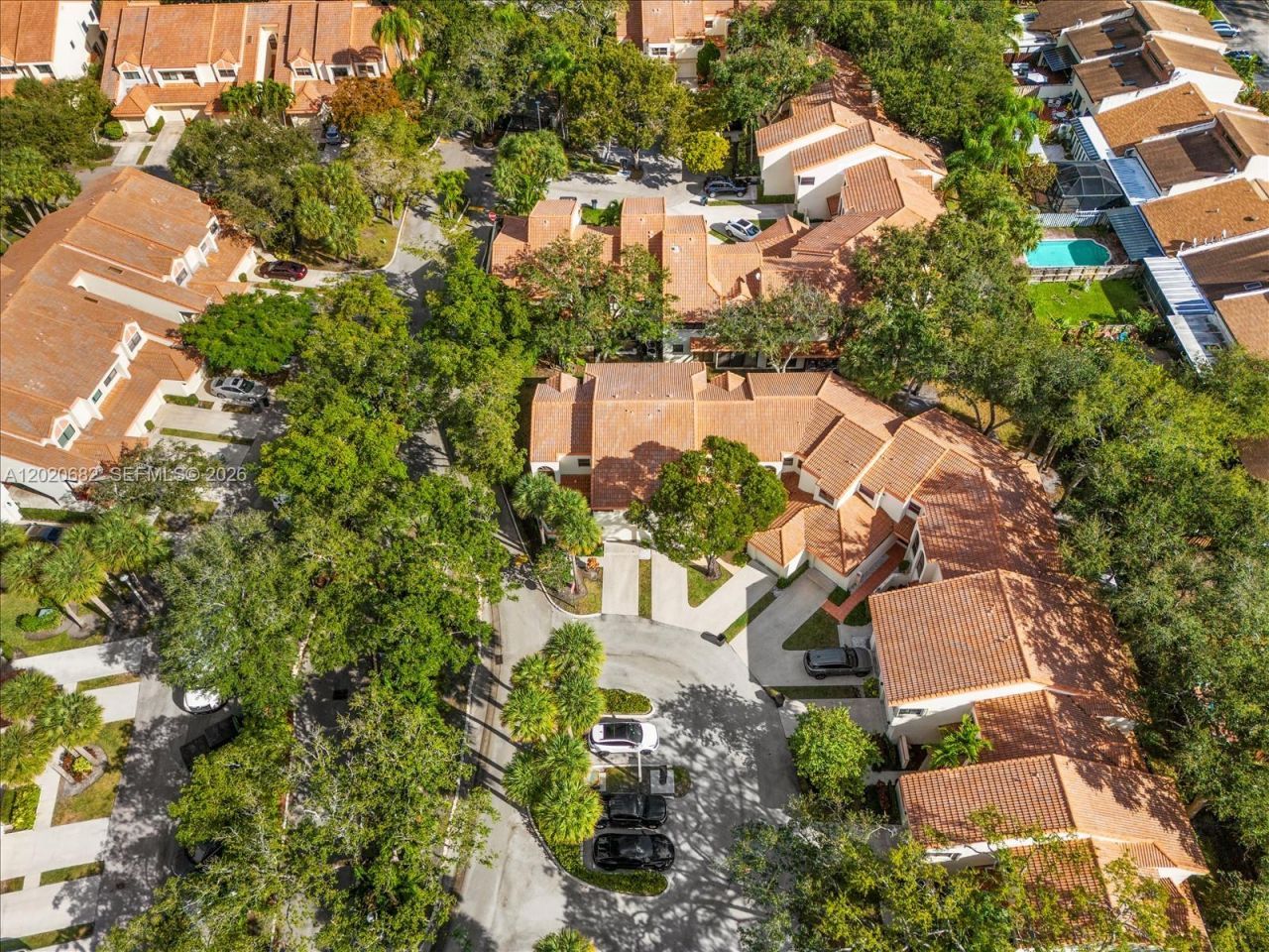 3400 Emerald Oaks Dr , Unit 801, Hollywood, FL 33021 Photo