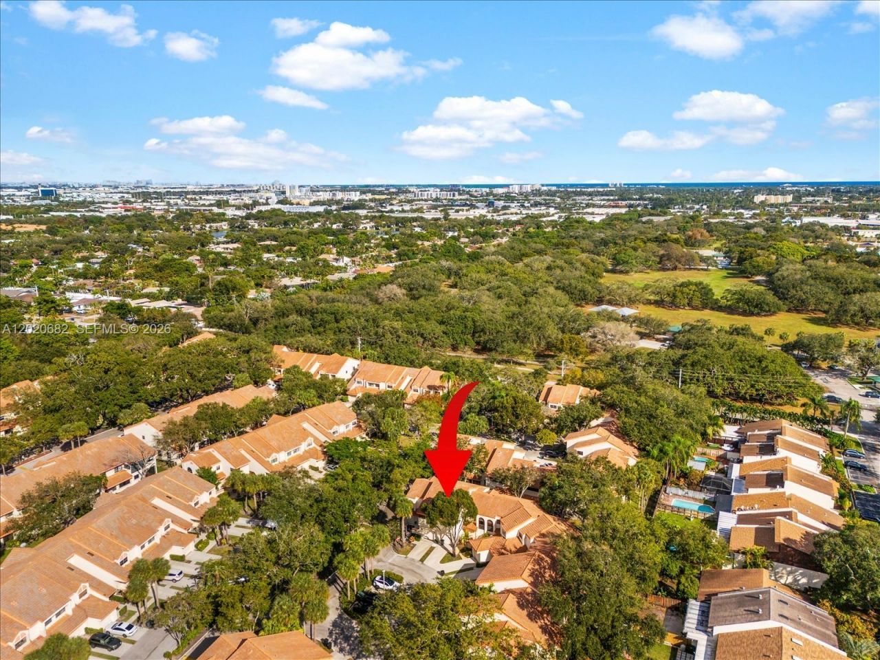 3400 Emerald Oaks Dr , Unit 801, Hollywood, FL 33021 Photo