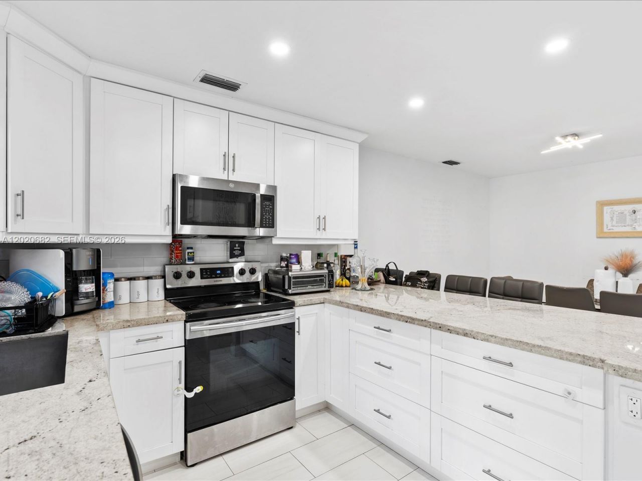 3400 Emerald Oaks Dr , Unit 801, Hollywood, FL 33021 Photo