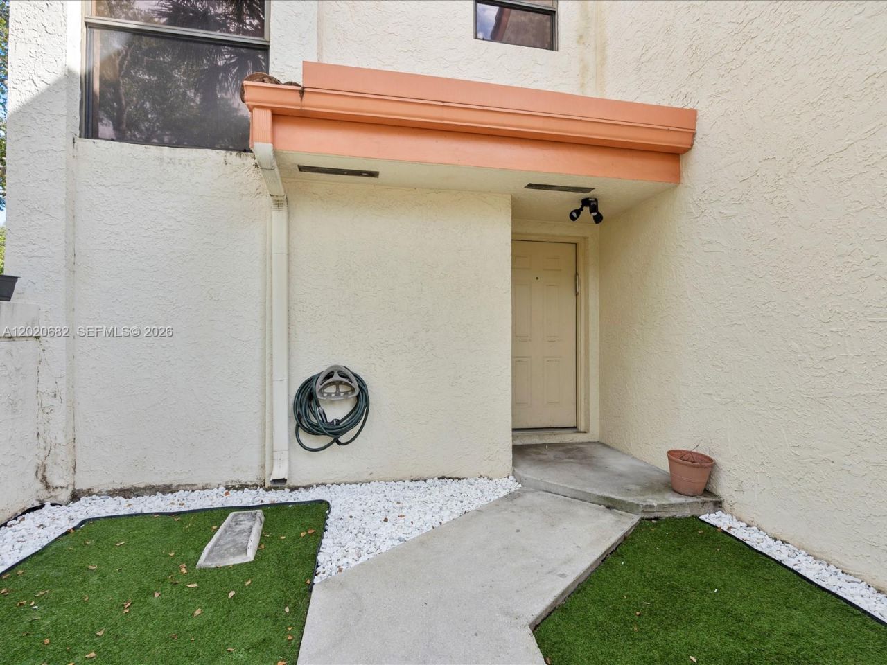 3400 Emerald Oaks Dr , Unit 801, Hollywood, FL 33021 Photo