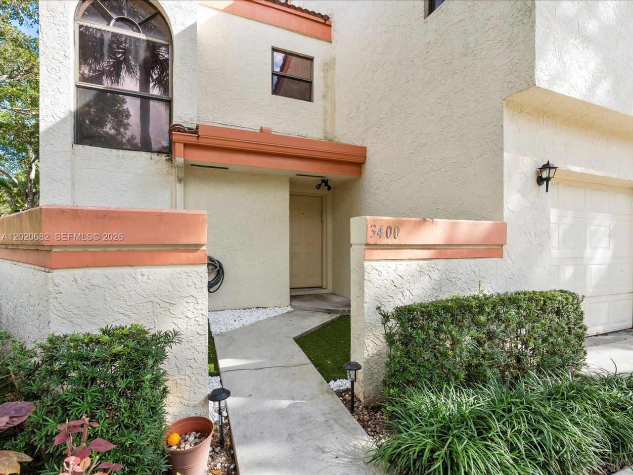 3400 Emerald Oaks Dr , Unit 801, Hollywood, FL 33021 Photo