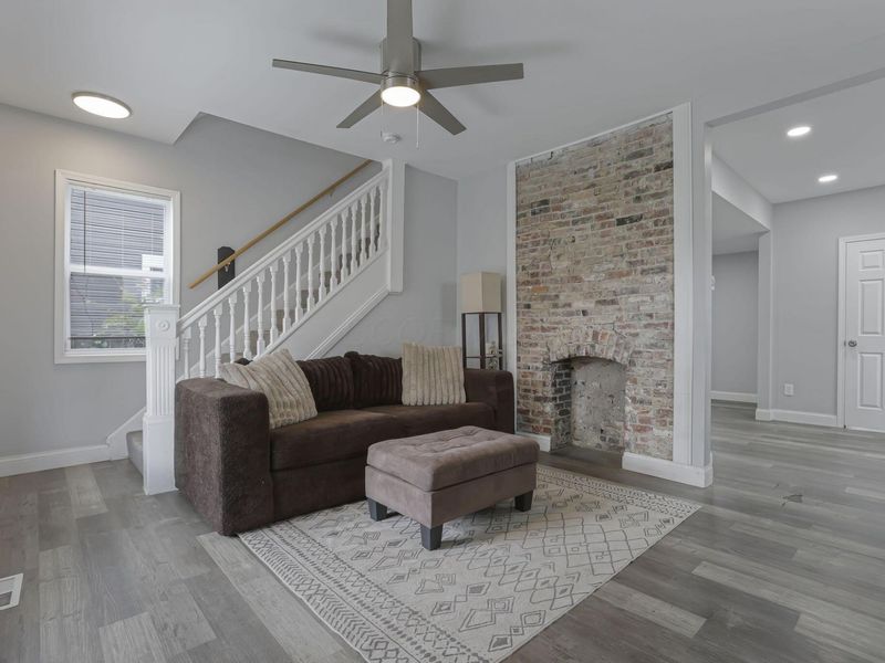 935 Ellsworth Avenue, Columbus, OH 43206 Photo 5