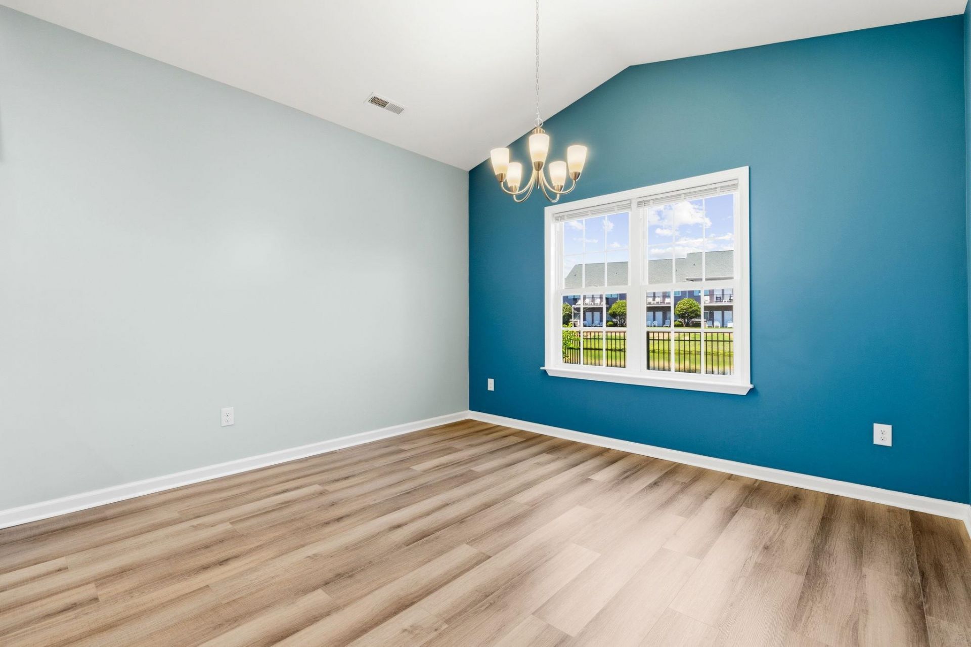 380 Lifestyle Court  Photo 17