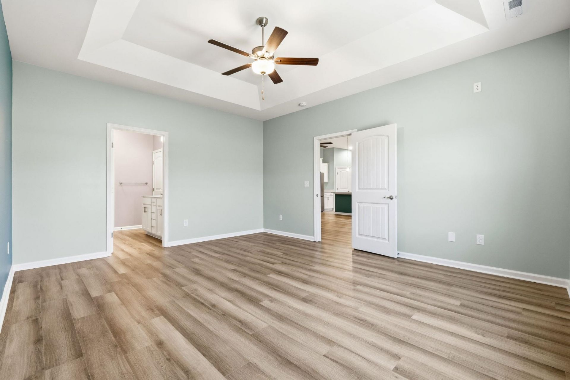 380 Lifestyle Court  Photo 28