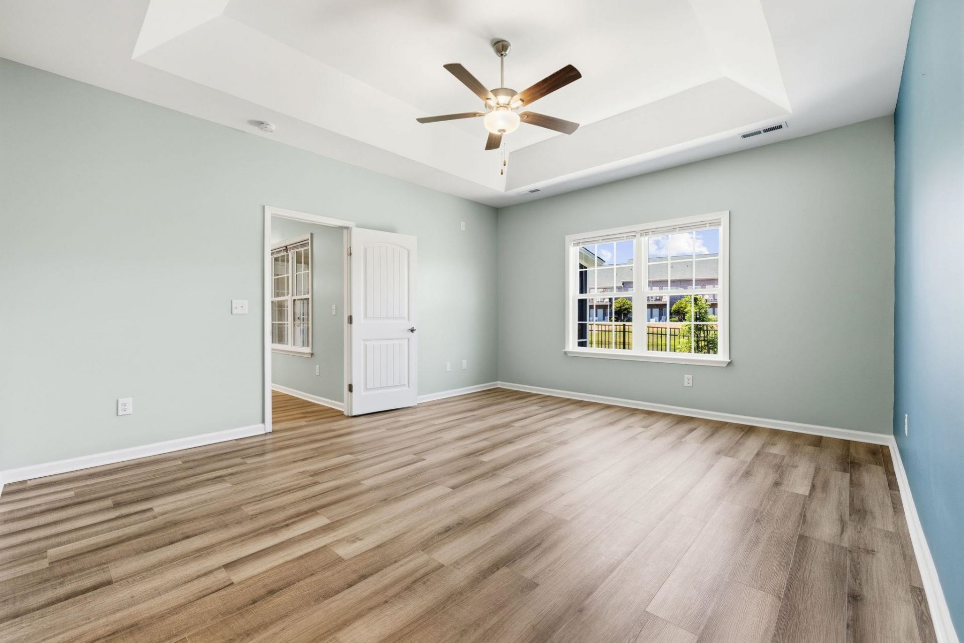 380 Lifestyle Court  Photo 29