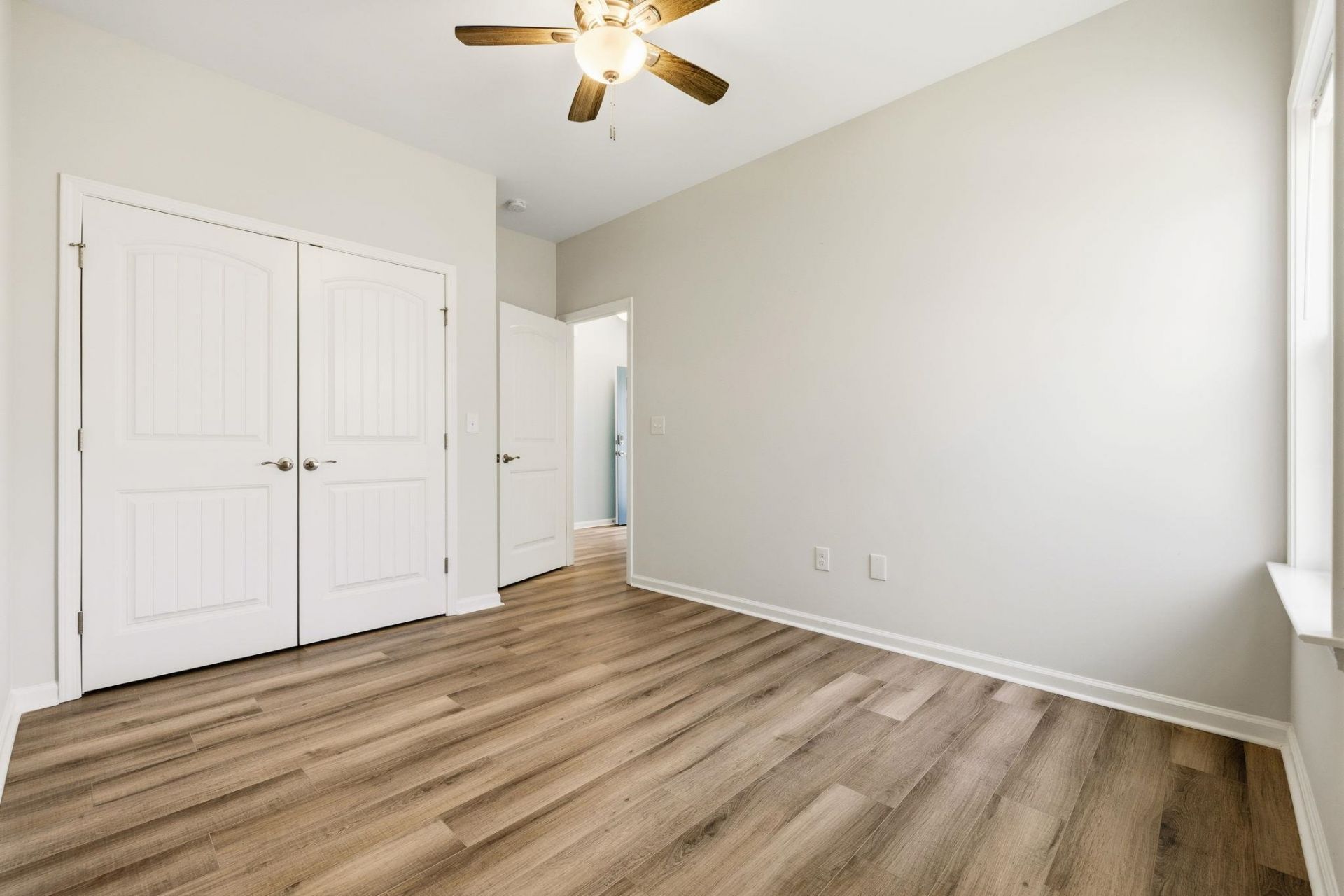 380 Lifestyle Court  Photo 40