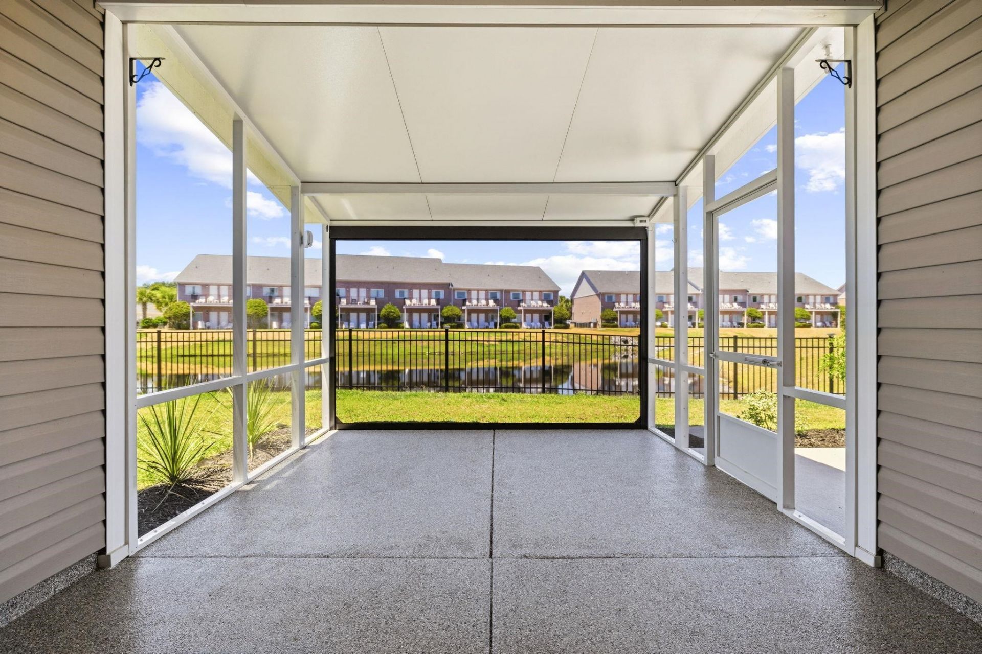 380 Lifestyle Court  Photo 44
