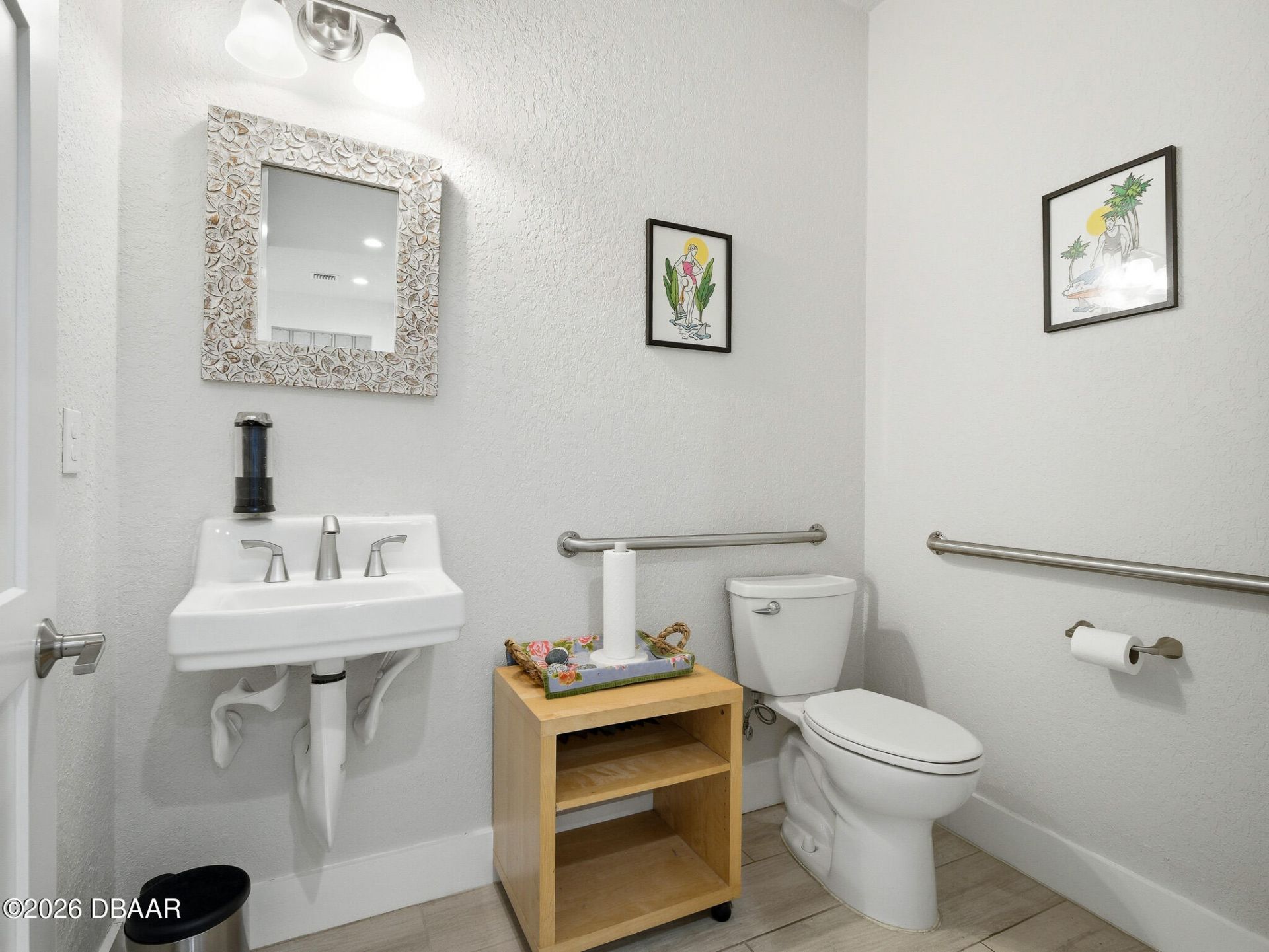 140 Julia Street, New Smyrna Beach, FL 32168 Photo