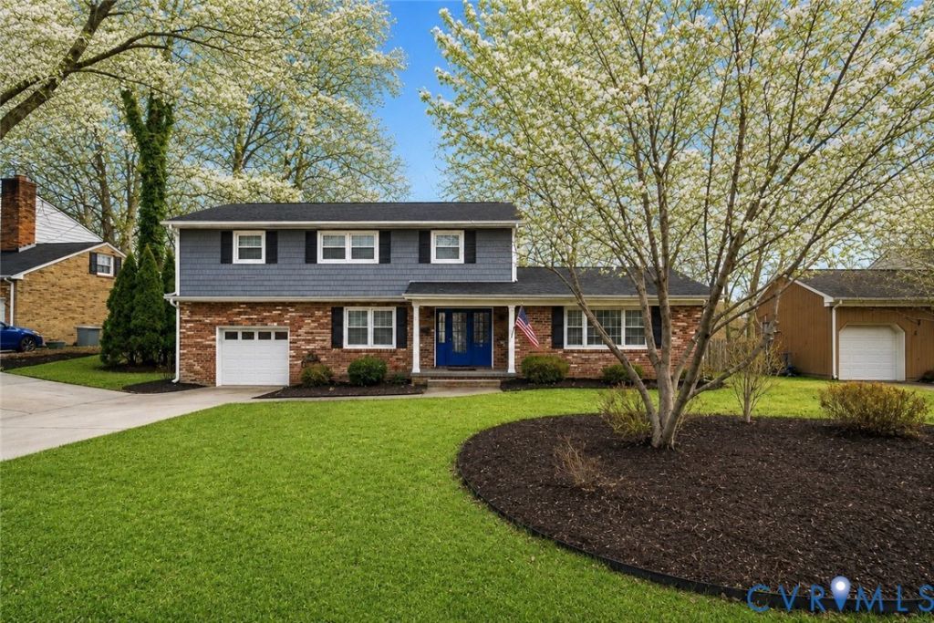 208 Shifting Log Drive , Hampton, VA 23669 Main Photo