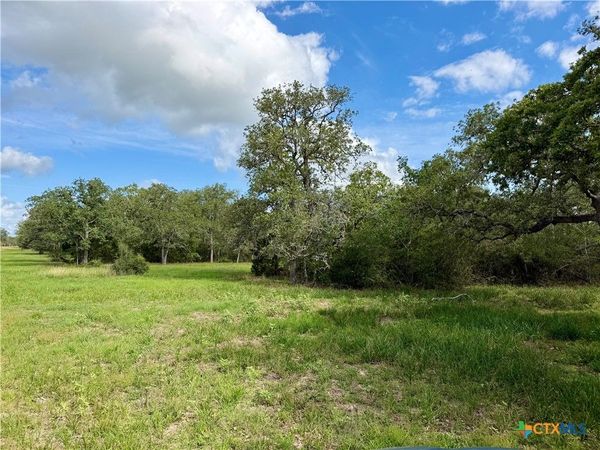 15631 Fm 682 - TRACT E, Yoakum, TX 77995